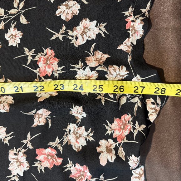 Lilly Morgan Floral Print with Black Top Plus Size 2X (SKU: 30W) - Picture 5 of 6